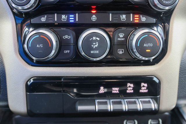 2019 Ram 1500 Laramie photo 26