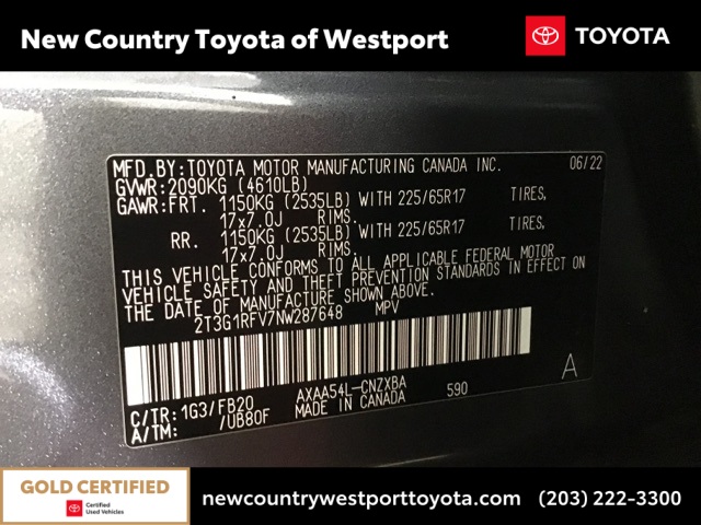 2022 Toyota RAV4 LE photo 17
