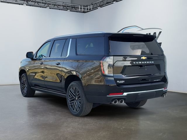 2025 Chevrolet Suburban Premier photo 5