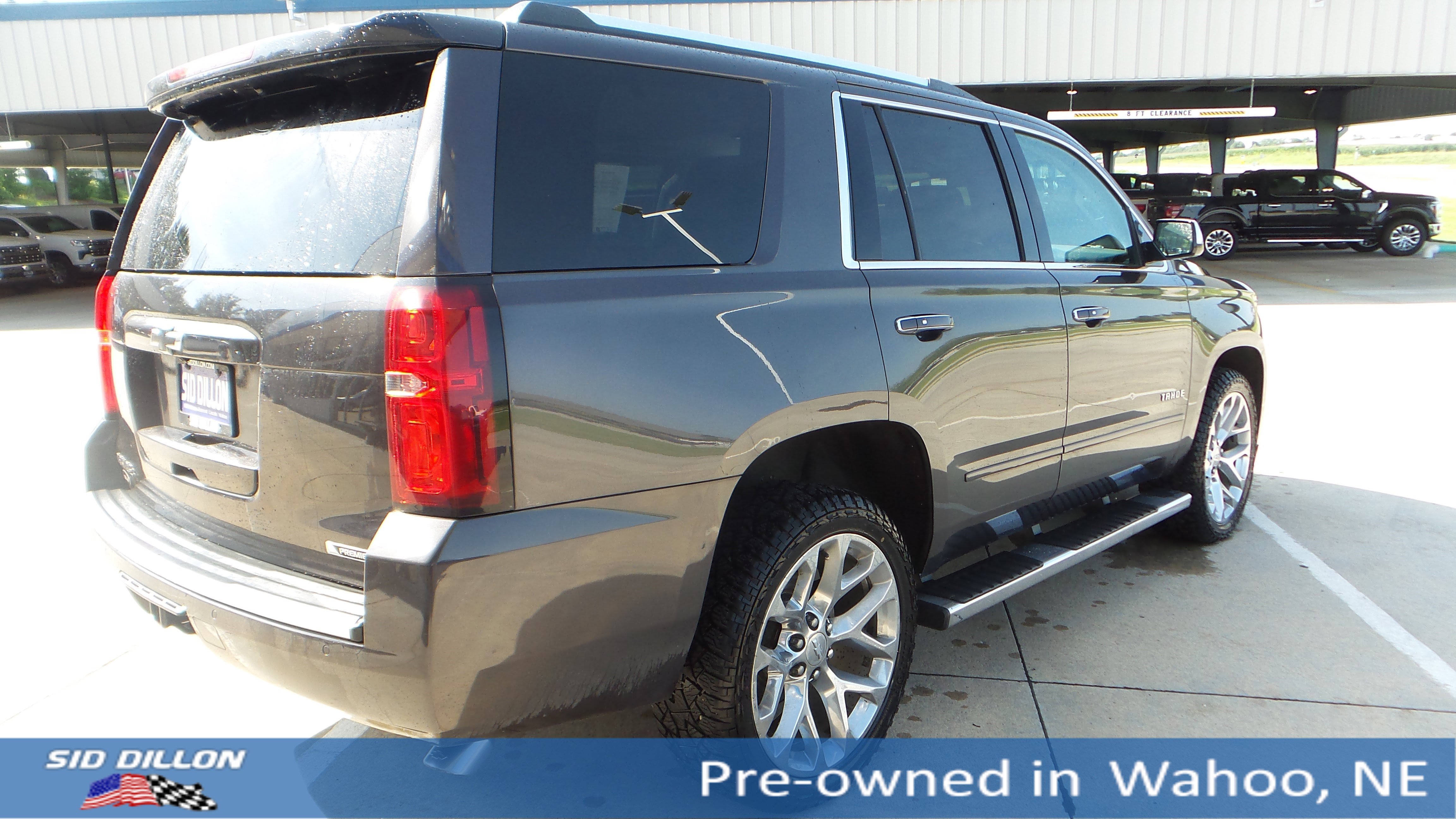 2017 Chevrolet Tahoe Premier photo 4