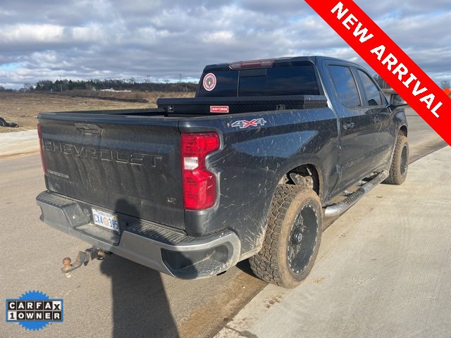 2019 Chevrolet Silverado 1500 LT photo 3