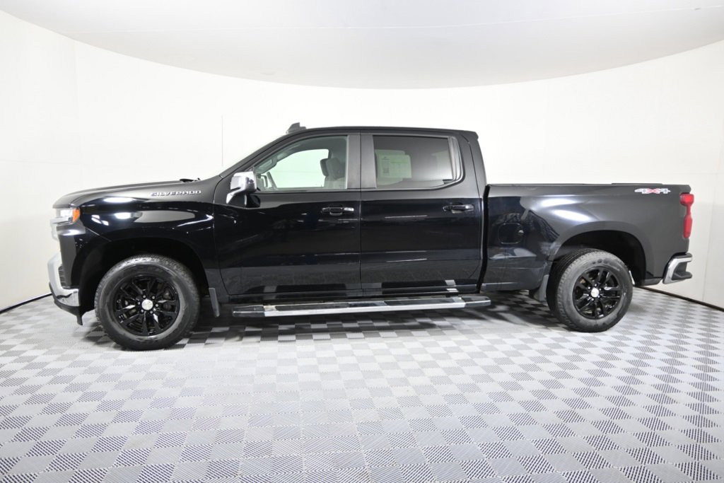 Used 2019 Chevrolet Silverado 1500 LT with VIN 1GCUYDEDXKZ314993 for sale in Forest Lake, Minnesota