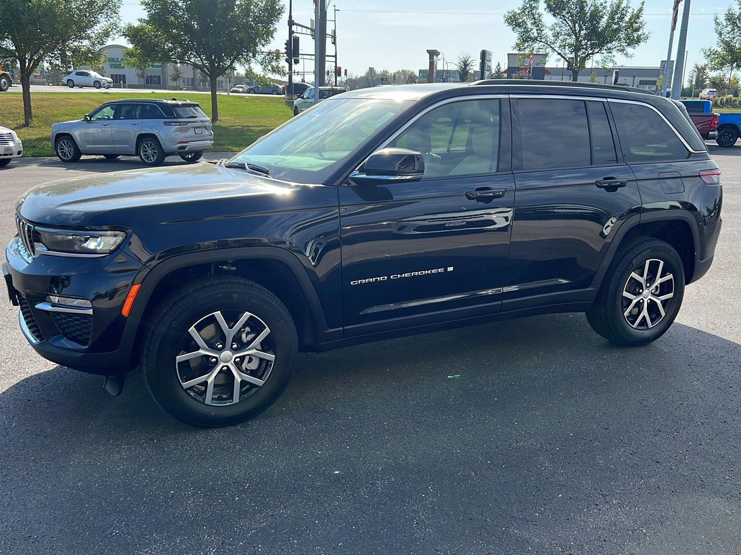 2025 Jeep Grand Cherokee Limited's photo