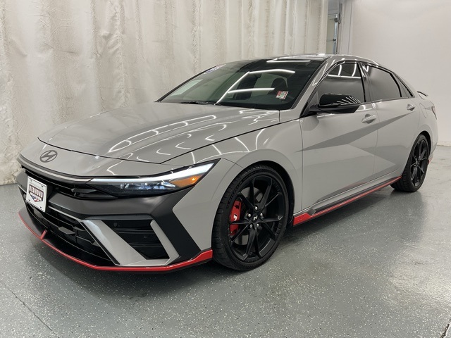 2025 Hyundai Elantra N Base photo 4