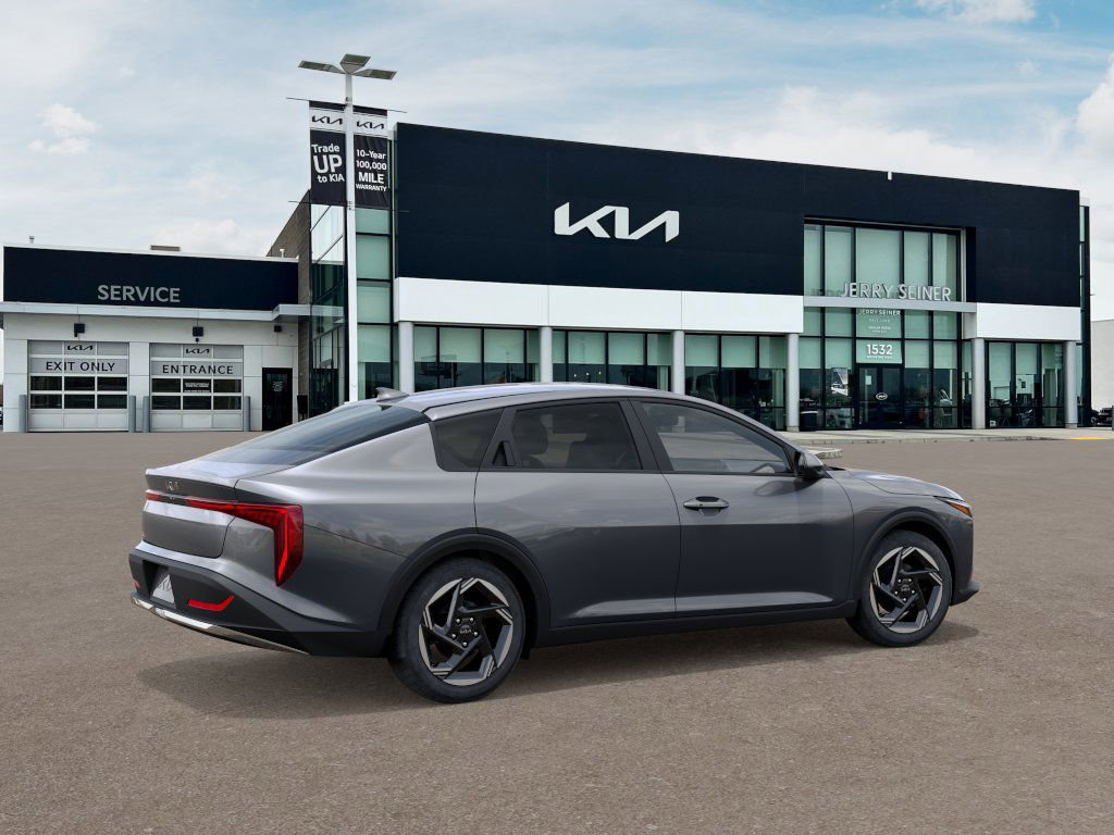 2025 Kia K4 EX photo 4