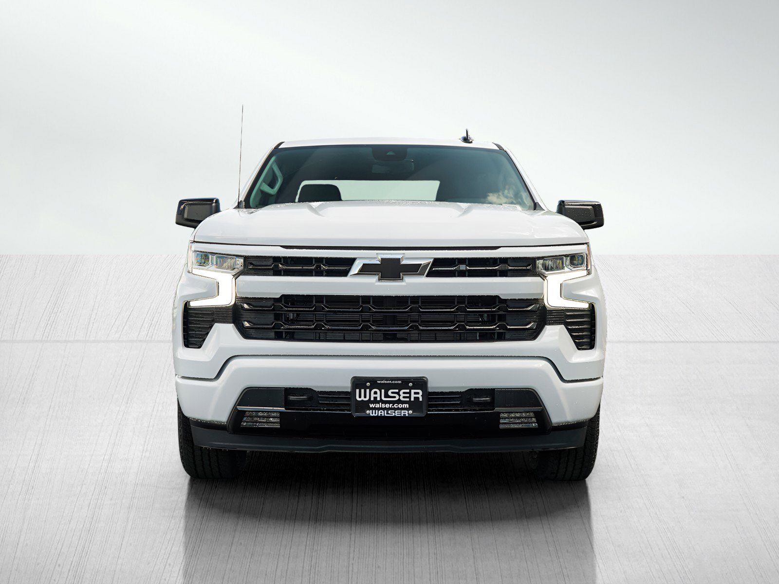 2025 Chevrolet Silverado 1500 RST photo 2