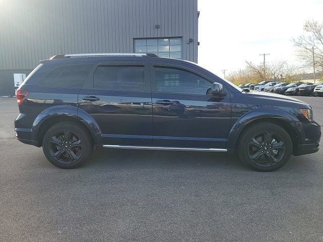 2020 Dodge Journey Crossroad photo 2