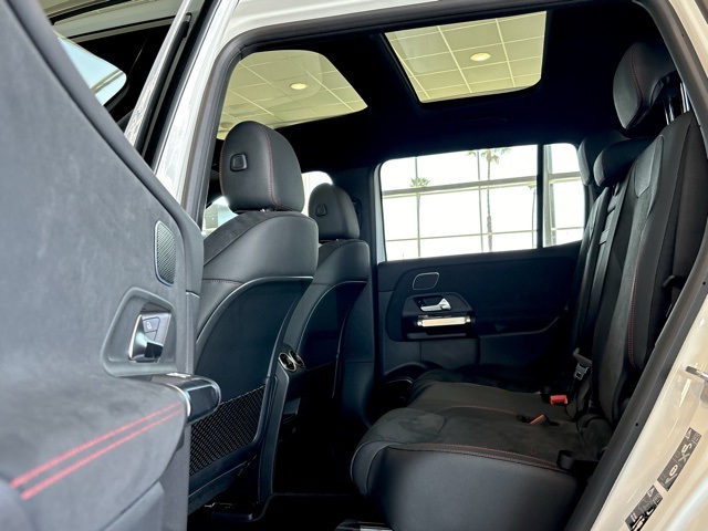 2025 Mercedes Benz EQB 350 4MATIC photo 15