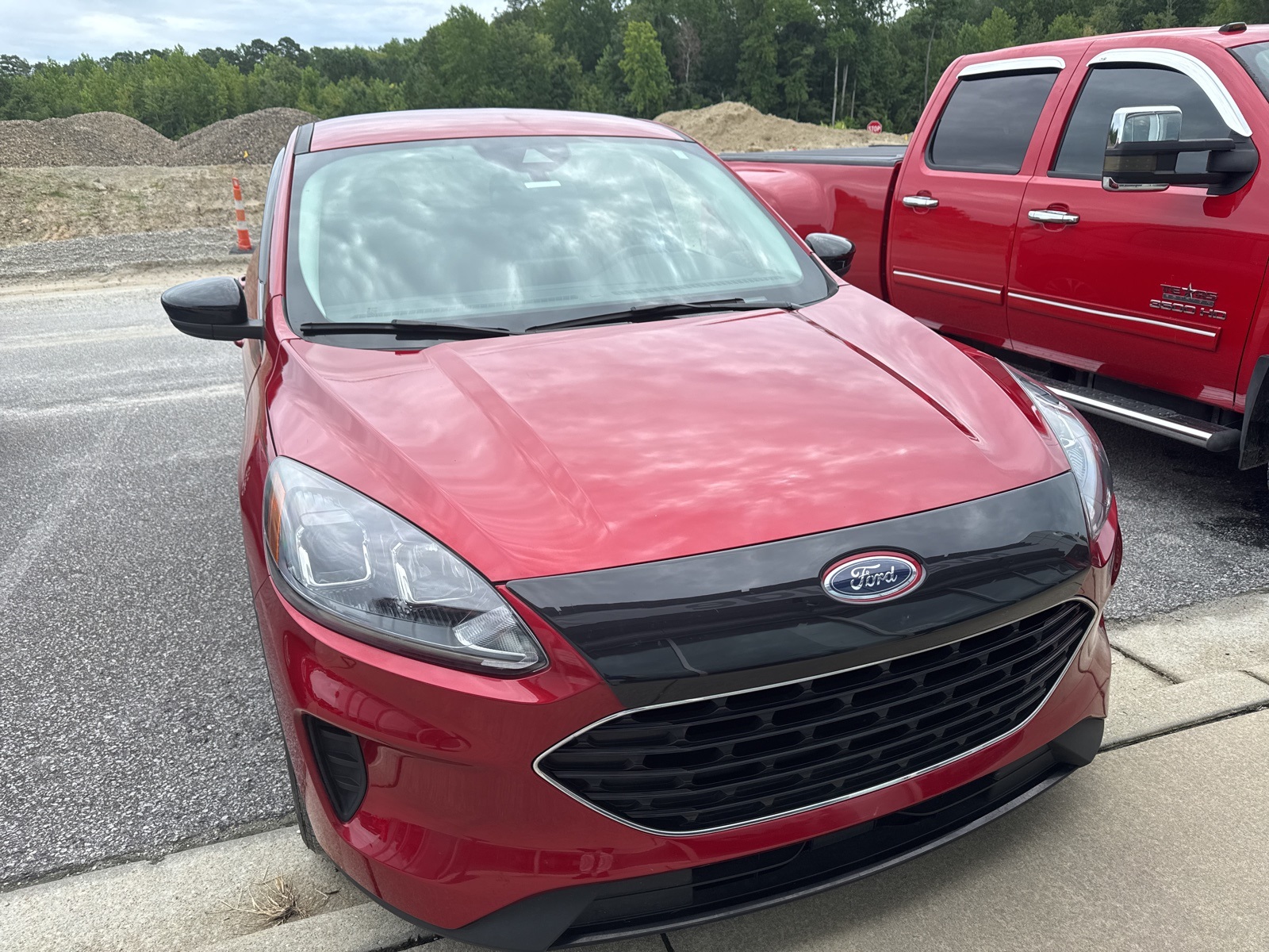 2022 Ford Escape SE photo 3