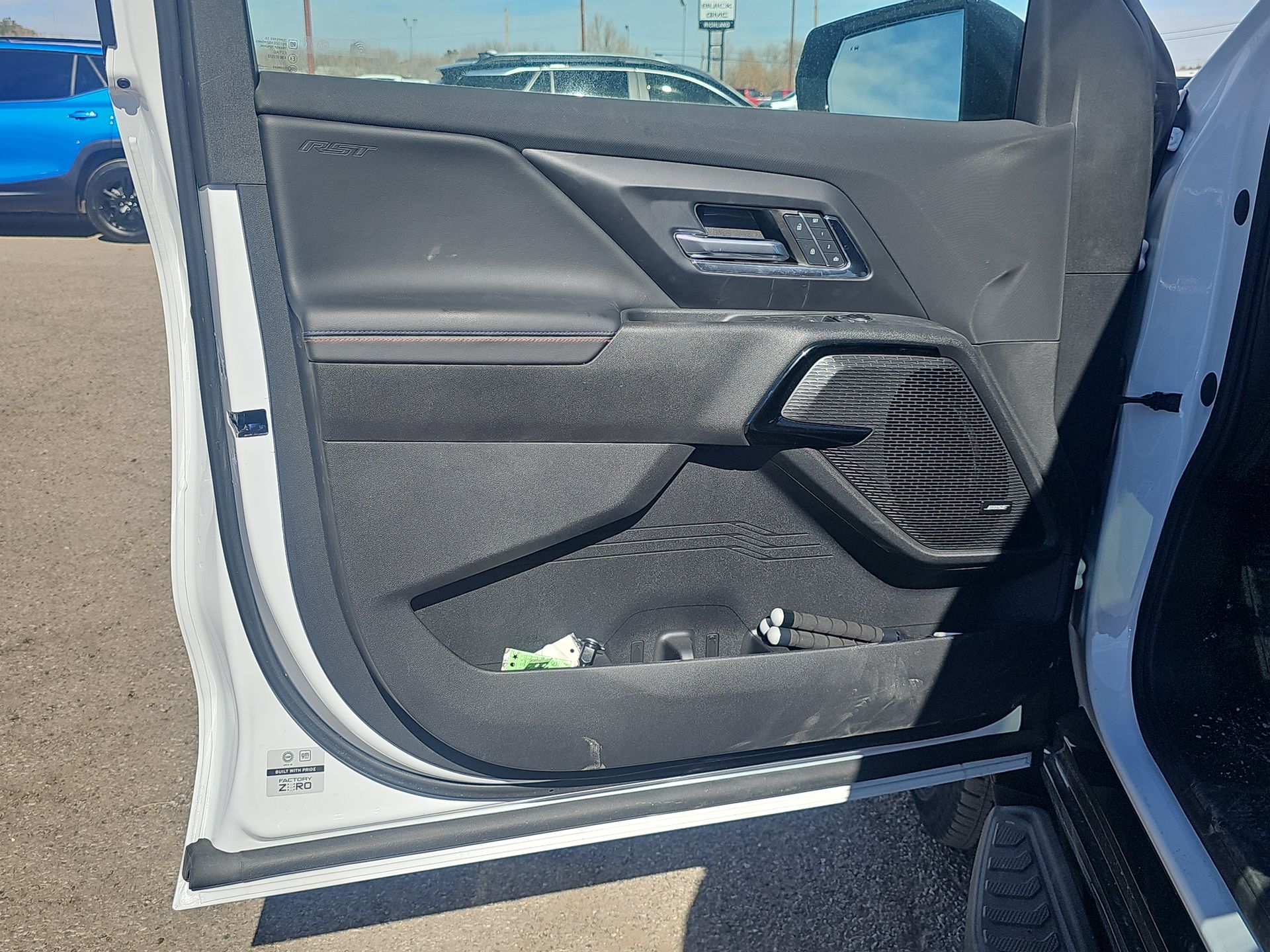 2024 Chevrolet Silverado EV RST photo 42