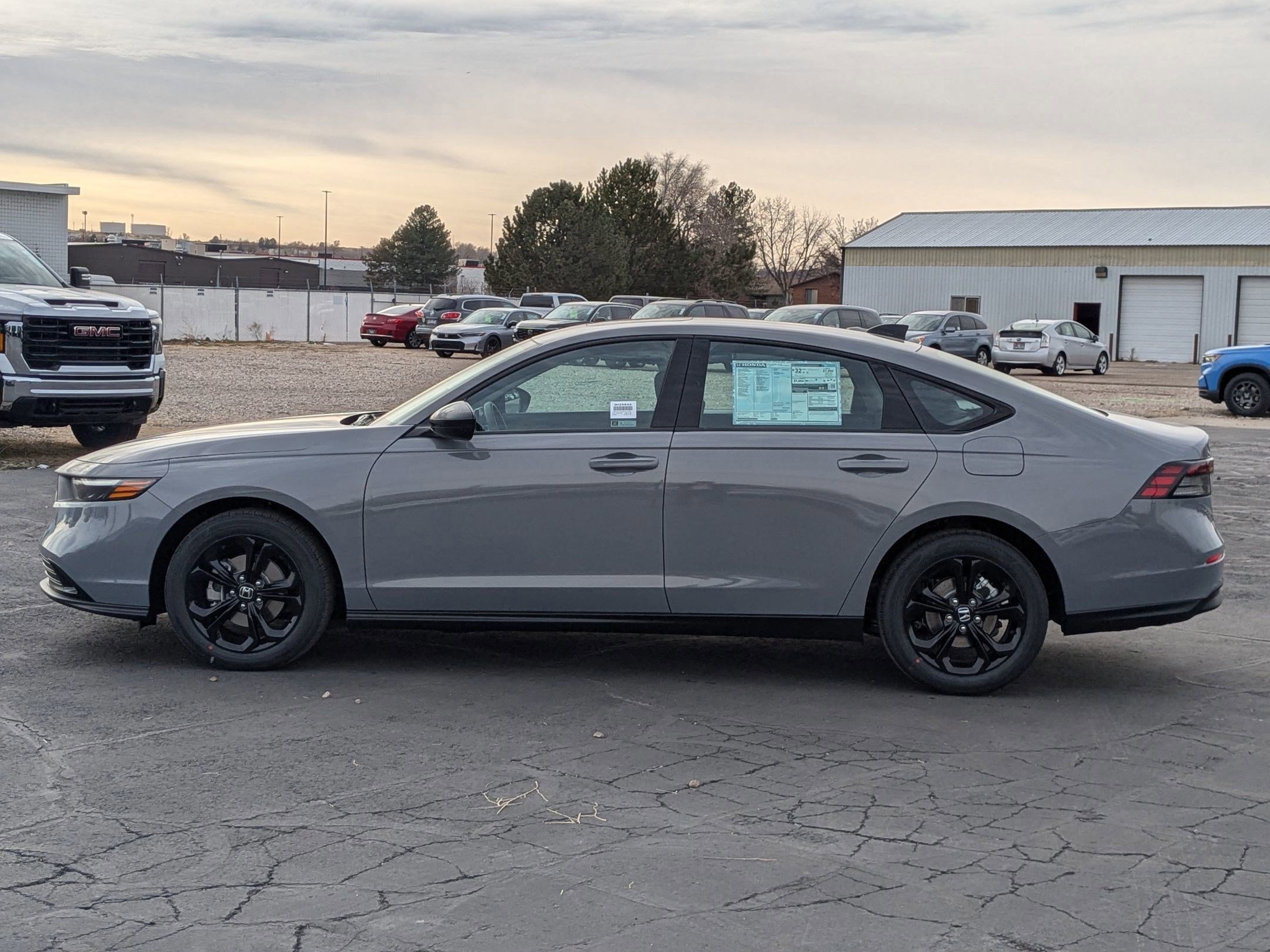 2025 Honda Accord SE photo 6