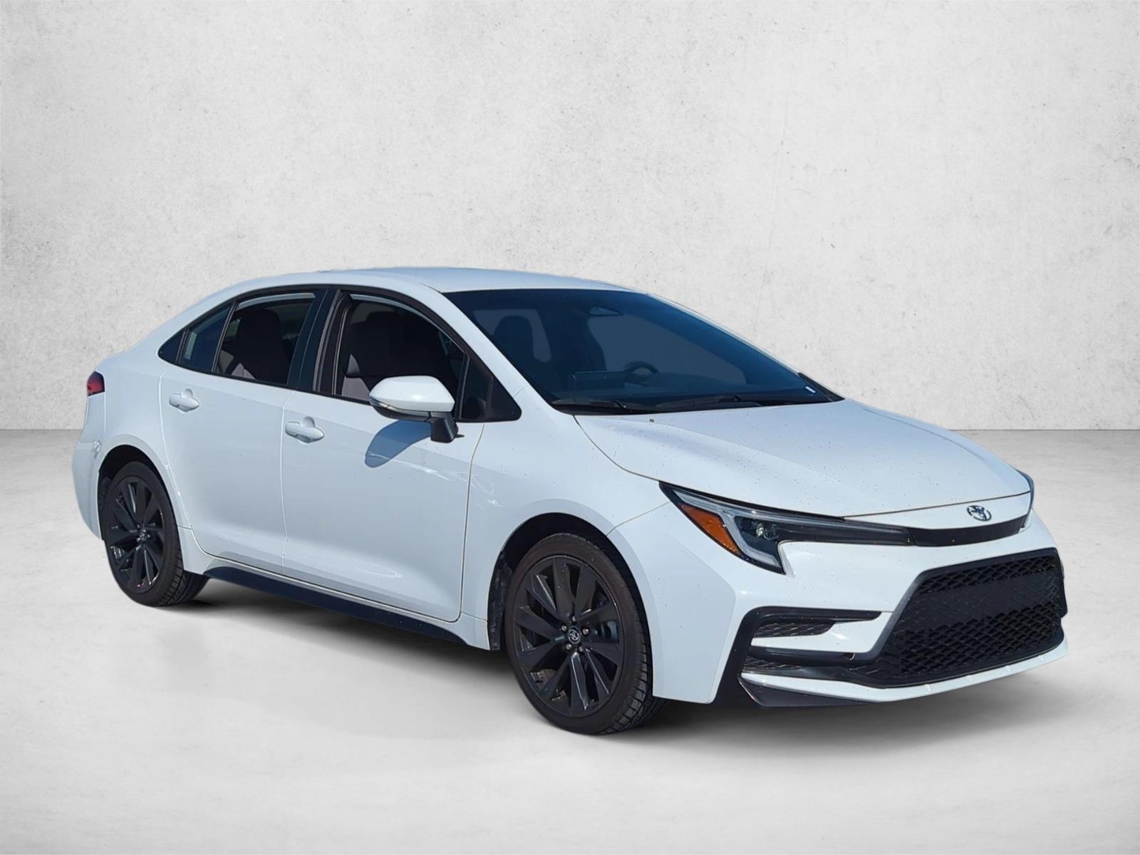 2023 Toyota Corolla SE photo 3