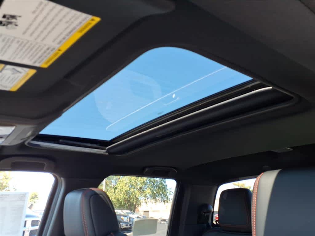 2026 Nissan Frontier Crew Cab PRO-4X photo 7
