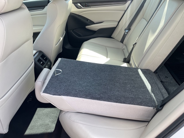2022 Honda Accord Hybrid EX-L photo 12