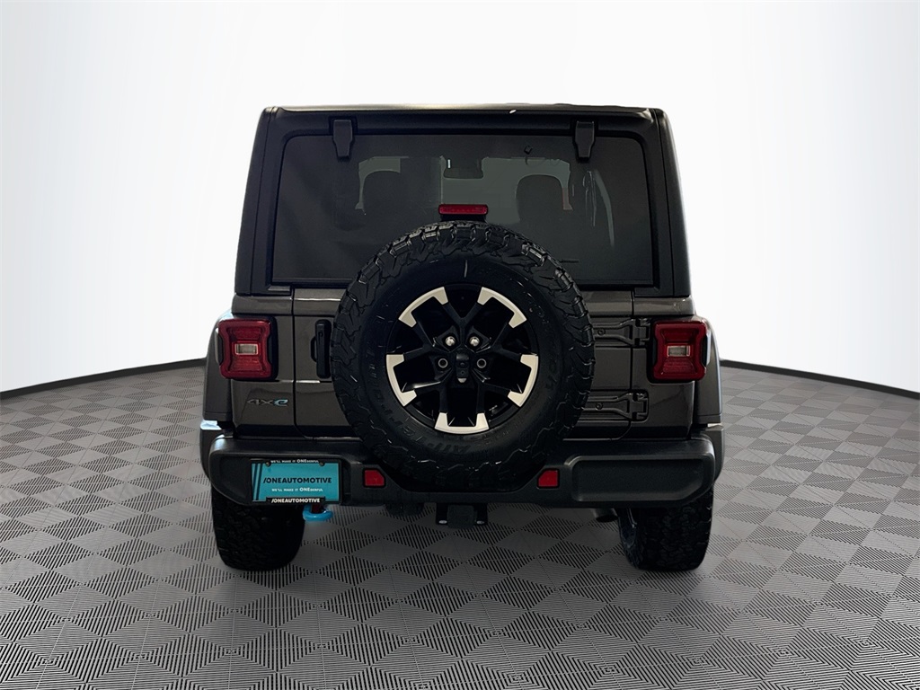 2024 Jeep Wrangler Rubicon 4xe photo 11