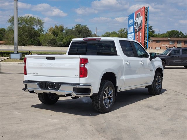 2026 Chevrolet Silverado 1500 LT photo 4