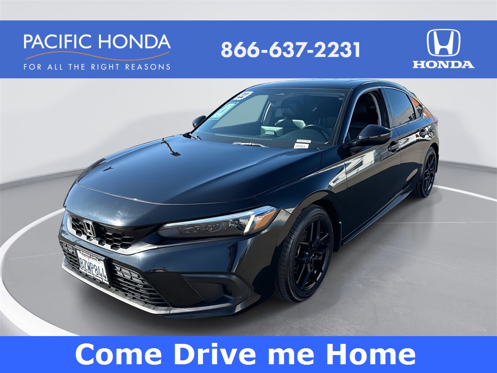 2022 Honda Civic Hatchback EX-L's photo