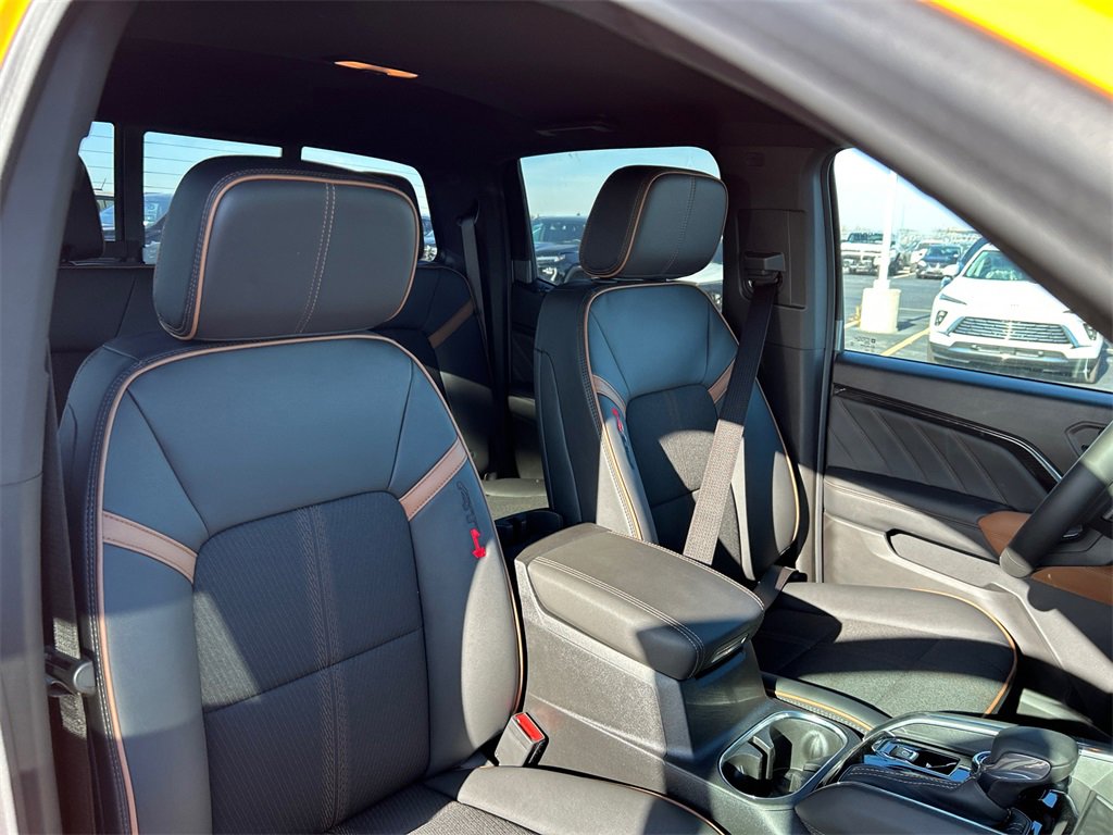 2026 GMC CANYON - Image 37