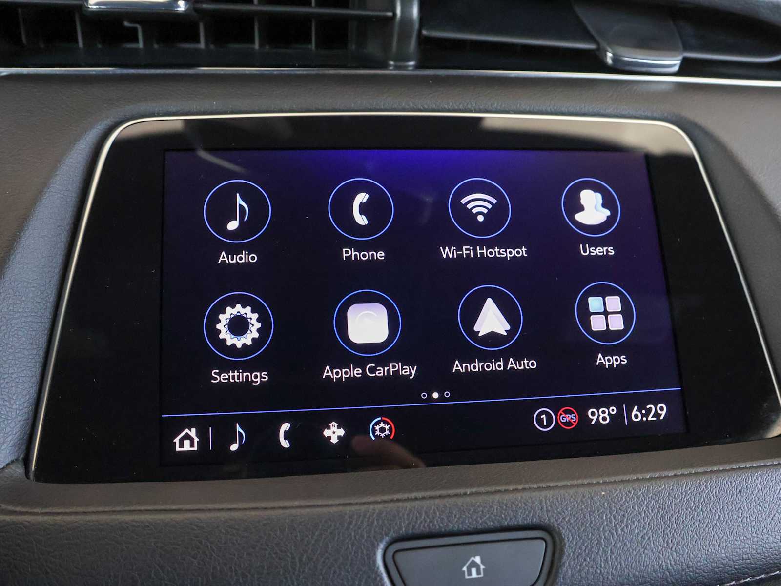 2023 Cadillac XT4 Premium Luxury photo 9