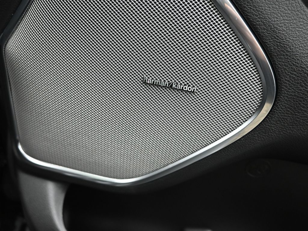 2026 Ram 1500 Laramie photo 6