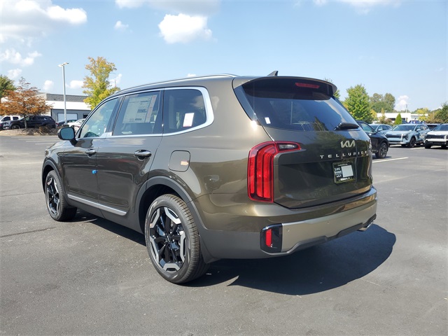 2025 Kia Telluride S photo 5