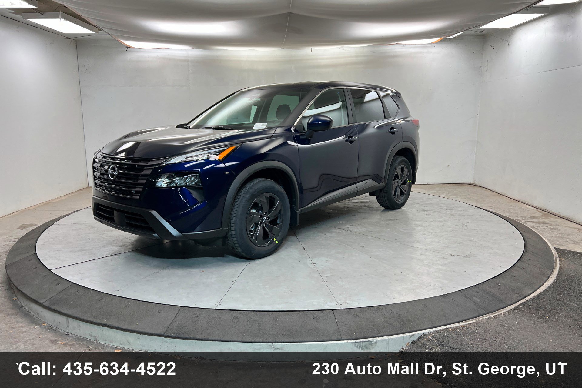 2026 Nissan Rogue SV's photo