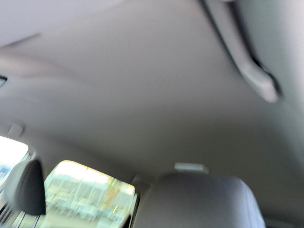 2024 Nissan Rogue SV photo 19