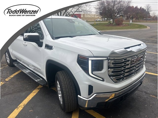 2023 GMC Sierra 1500 SLE's photo