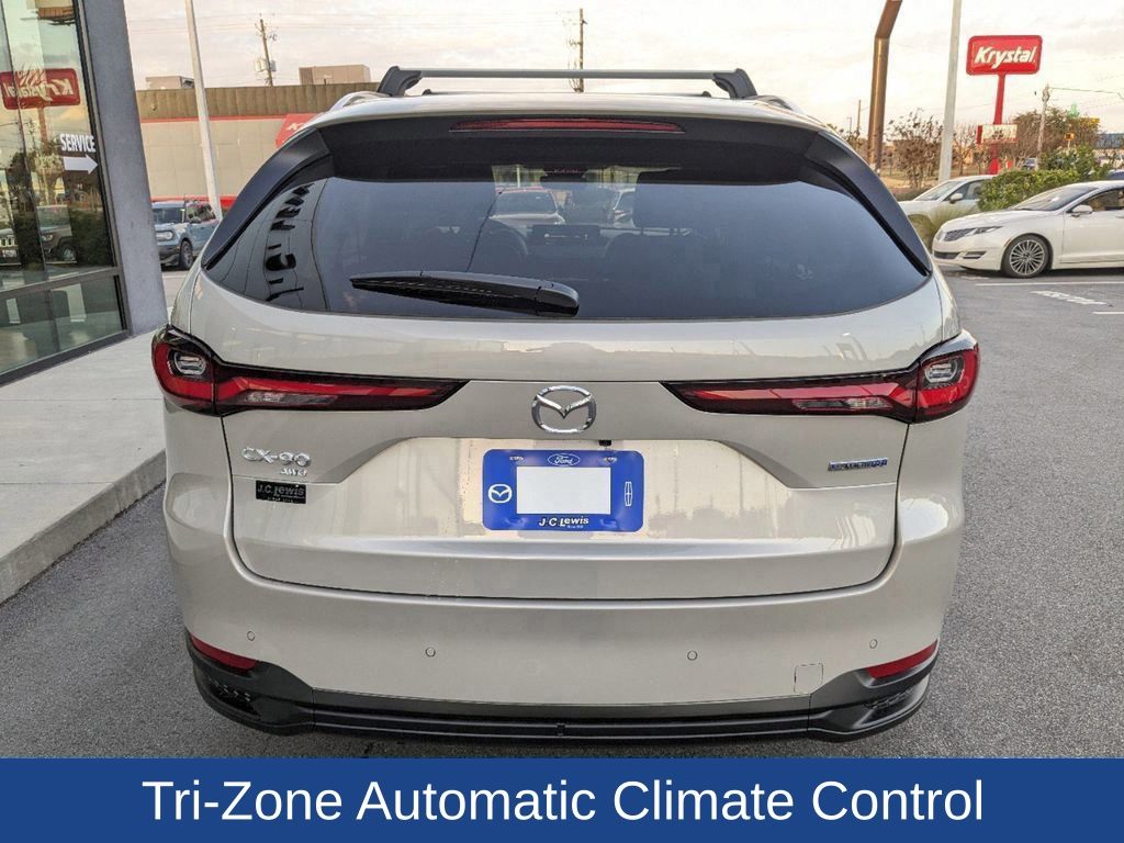 2025 Mazda CX-90 Plug-in Hybrid Preferred photo 4
