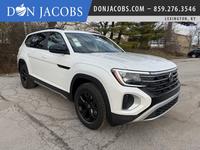 2026 Volkswagen Atlas Atlas Peak Edition's photo