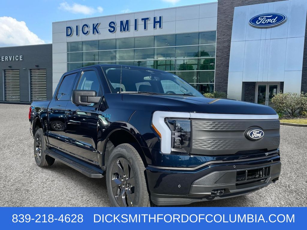2025 Ford F-150 Lightning Flash's photo