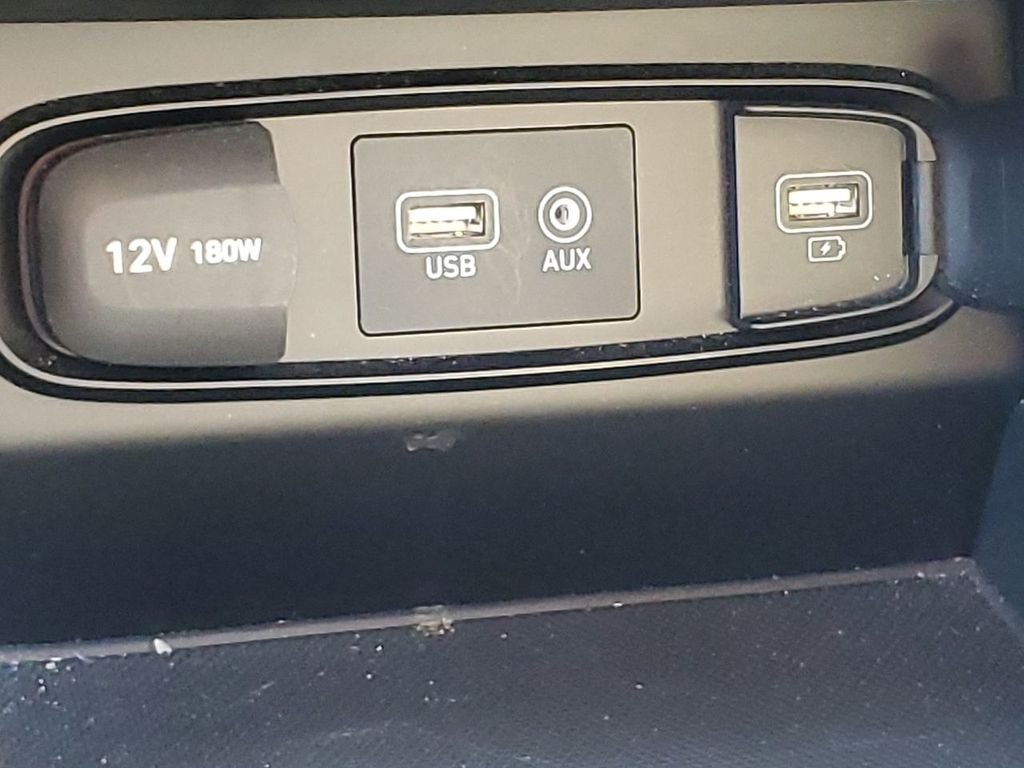 2019 Hyundai Santa Fe SEL Plus photo 25
