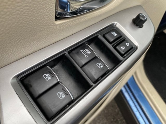 2015 Subaru Crosstrek 2.0i Premium photo 15