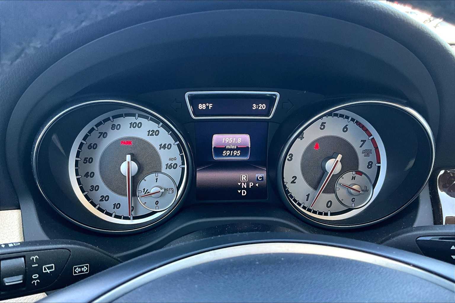 2017 Mercedes Benz GLA 250 photo 24