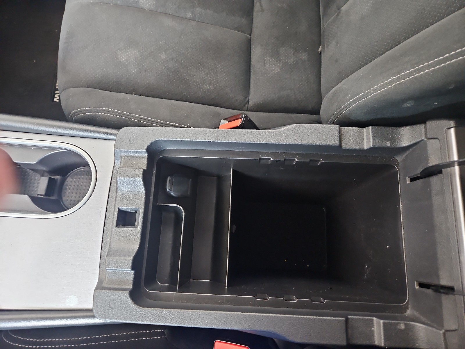 Used 2020 BLACK Nissan SV image 24