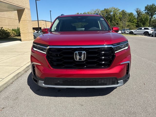 2025 Honda Pilot Touring photo 8
