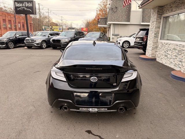 2025 Toyota GR86 Premium photo 4