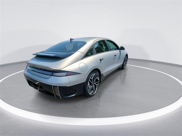 2025 Hyundai Ioniq 6 SEL photo 8