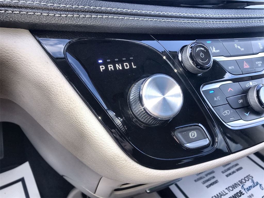 2023 Chrysler Pacifica Hybrid Touring L photo 19