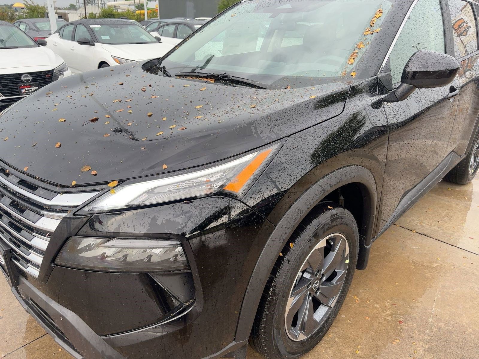 2026 Nissan Rogue SV photo 17