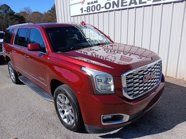 2020 GMC Yukon XL Denali's photo
