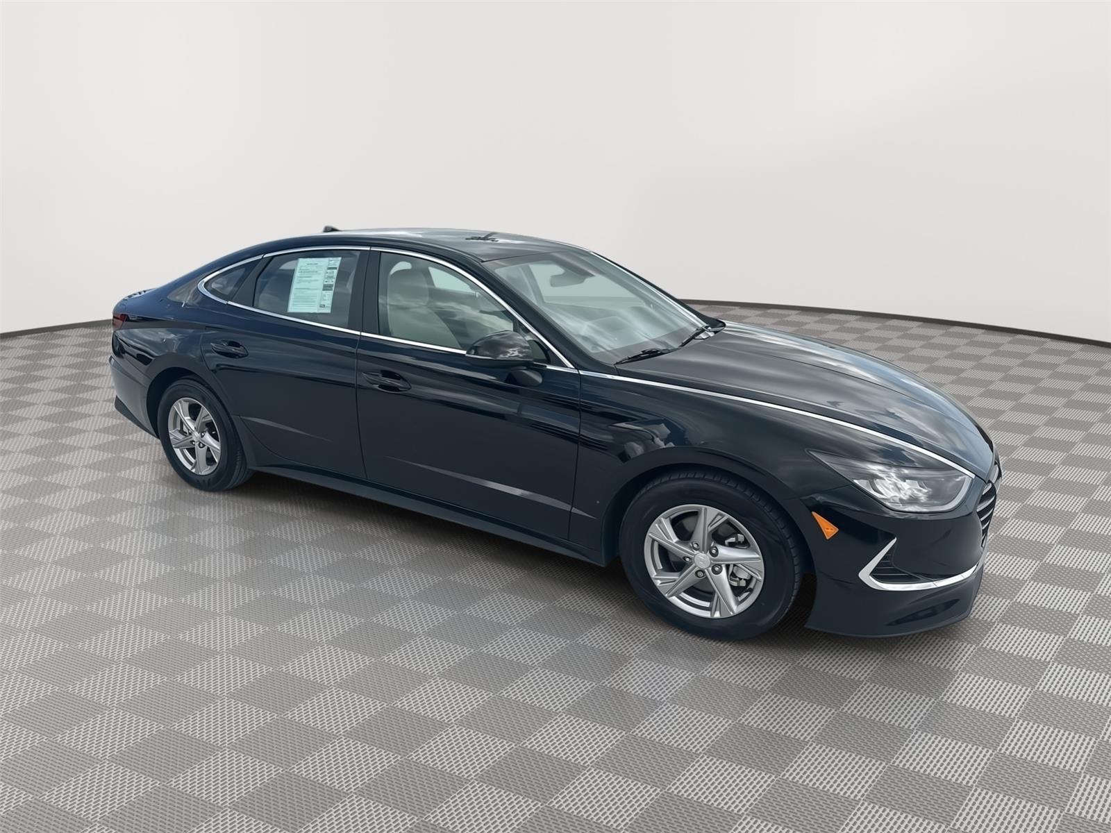 2023 Hyundai Sonata SE photo 3