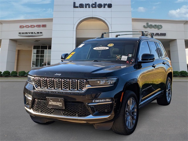 2023 Jeep Grand Cherokee Summit's photo