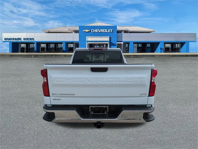 2025 Chevrolet Silverado 1500 LTZ photo 4