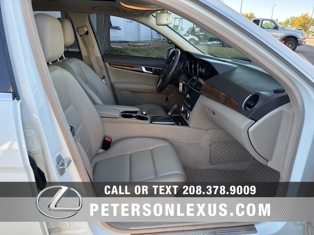 2012 Mercedes Benz C 300 4MATIC photo 12