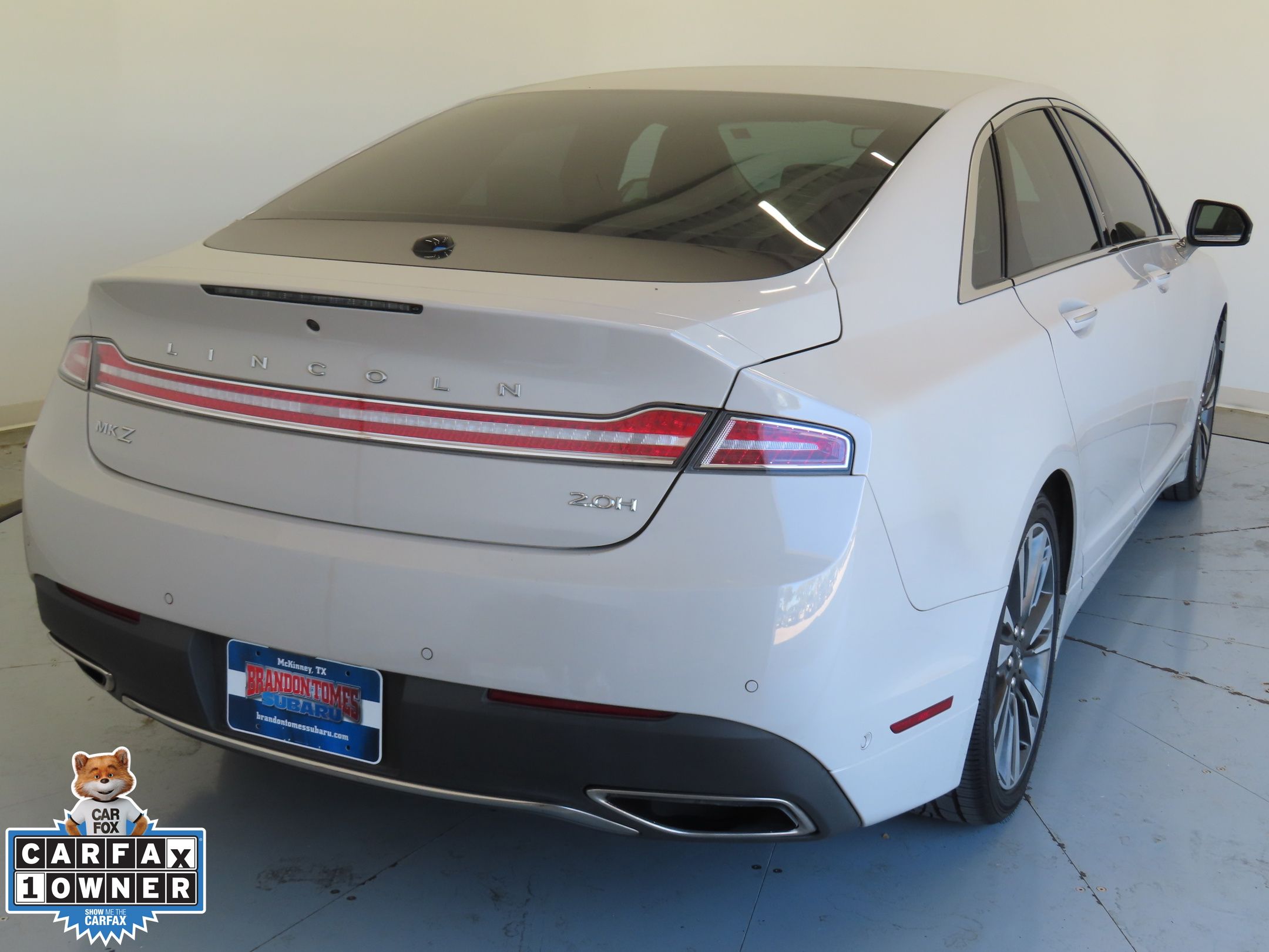 2019 Lincoln MKZ Hybrid Reserve photo 4