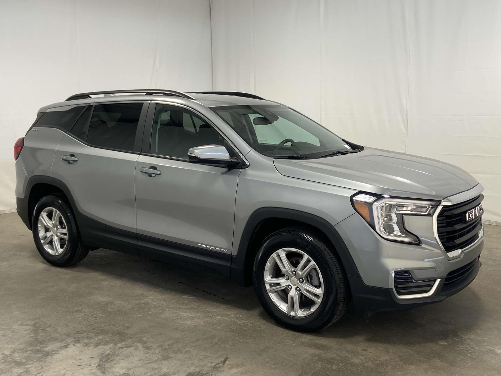 2023 GMC Terrain SLE's photo