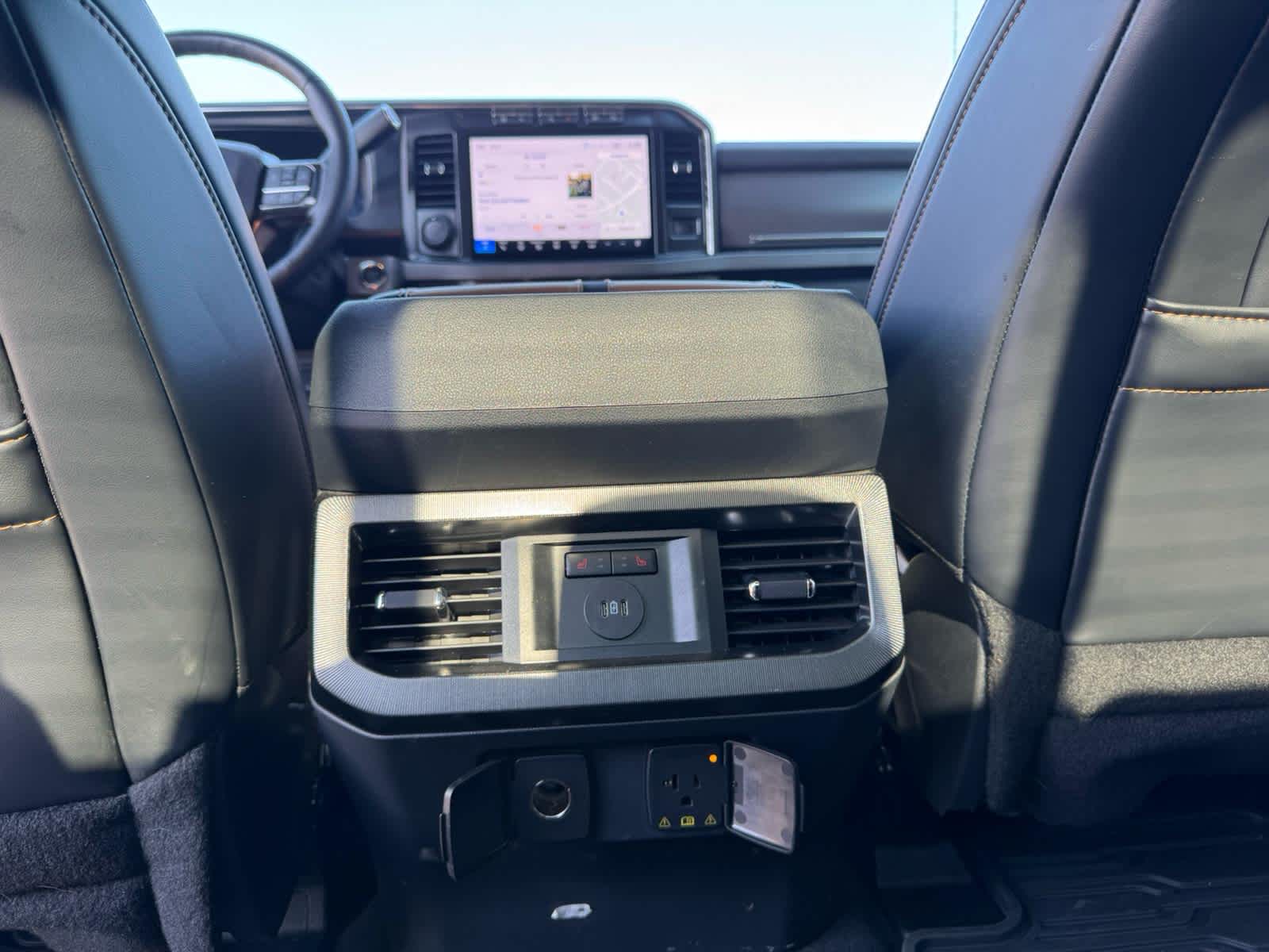 2024 Ford F-250 Platinum photo 18