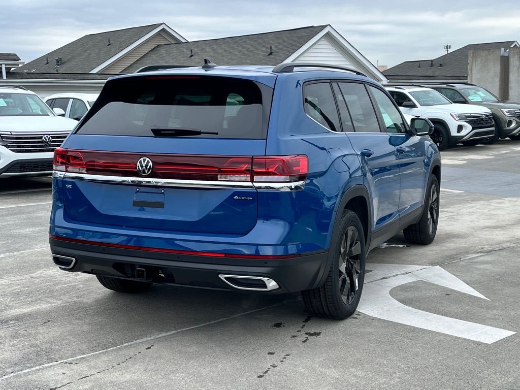 2025 Volkswagen Atlas SE Technology photo 3