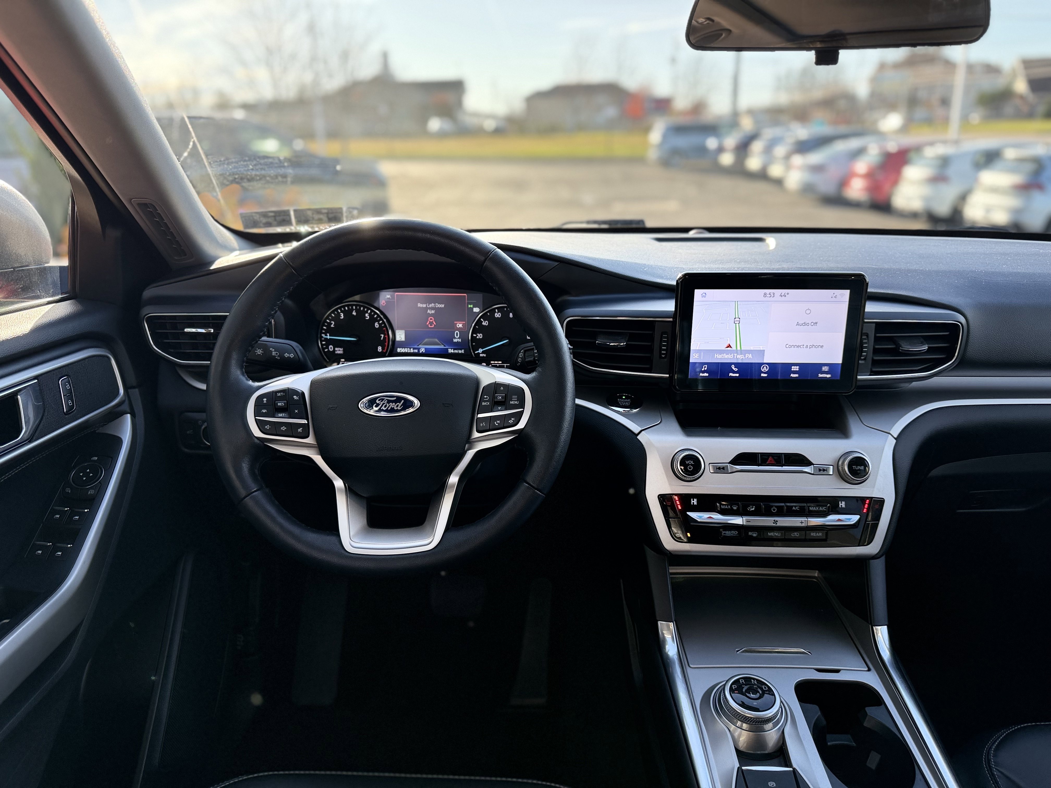 2021 Ford Explorer XLT photo 3